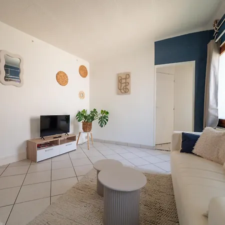 Appartement Le Lobrot - 2 Personnes - Parking Facile