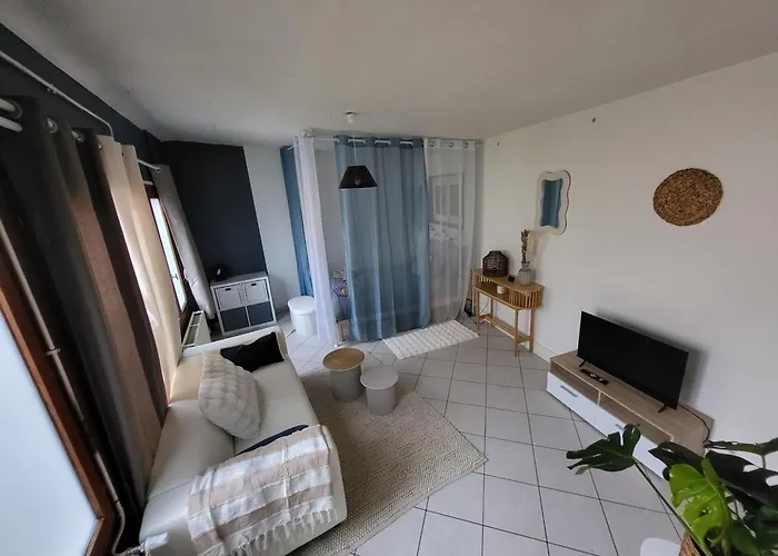 Le Lobrot - 2 Personnes - Parking Facile